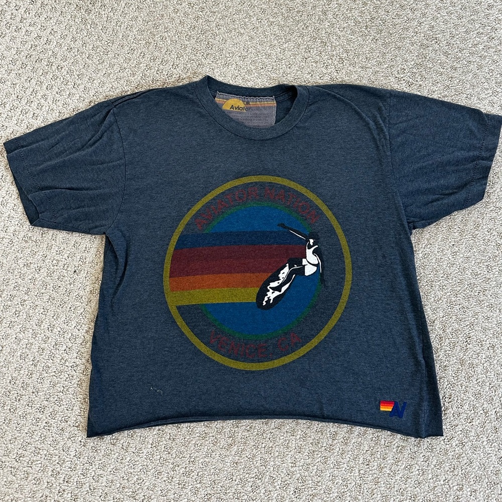 Aviator Nation Women’s Dark Gray Graphic T-Shirt with Rainbow Logo size Medium